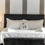 2 Santi - And فندق مبيت وإفطار