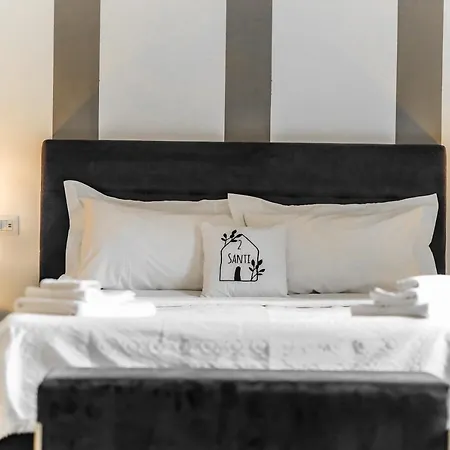 2 Santi - And Bed & Breakfast