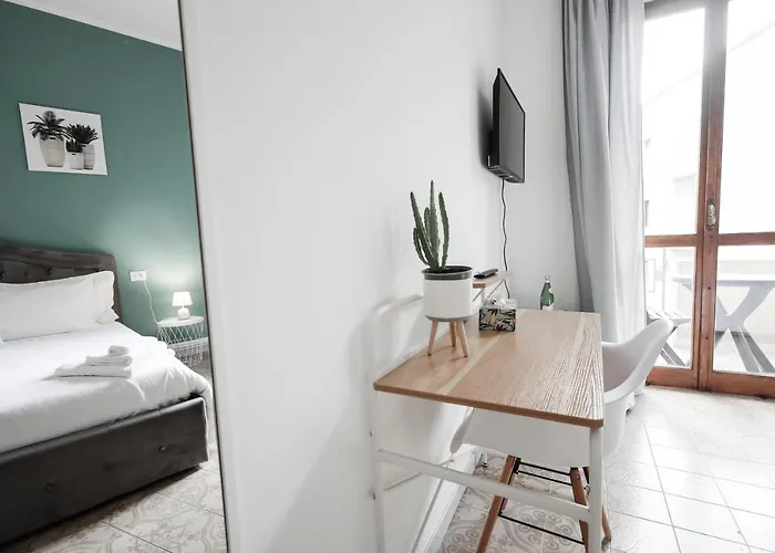 2 Santi - And Couette-café Lecce