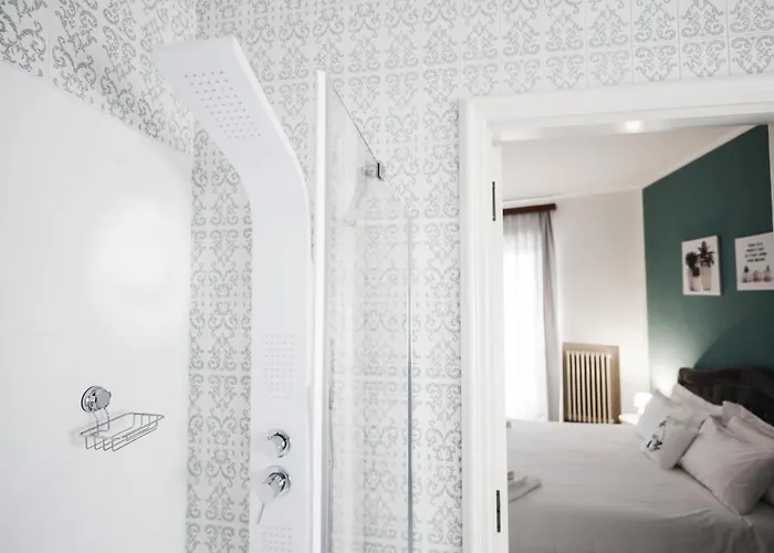 Couette-café 2 Santi - And 4*
