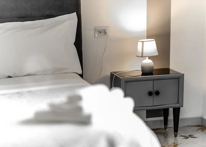 2 Santi - And Couette-café 4*