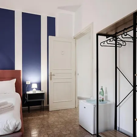 2 Santi - And 4* Lecce