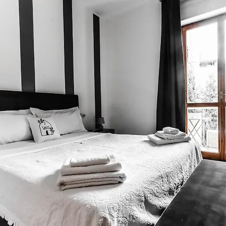 2 Santi - And 4* Lecce